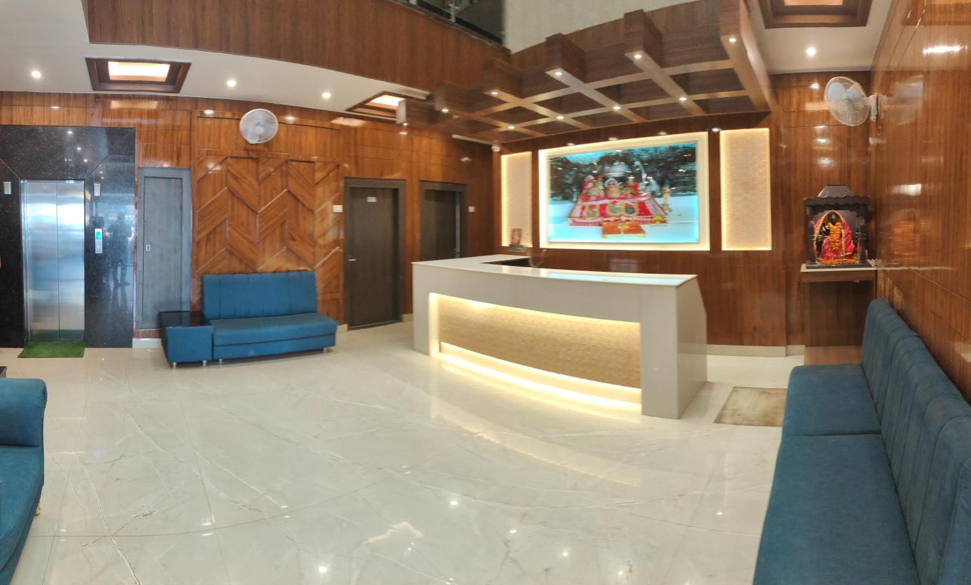 Hotel Krishna Katra  Esterno foto